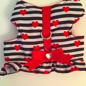 XS stripe hearts harness